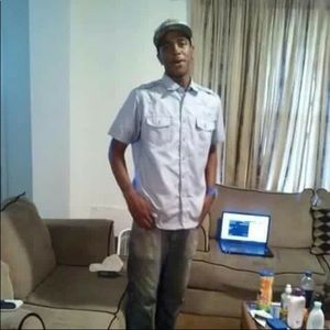 Meet your Posher, Johnnie